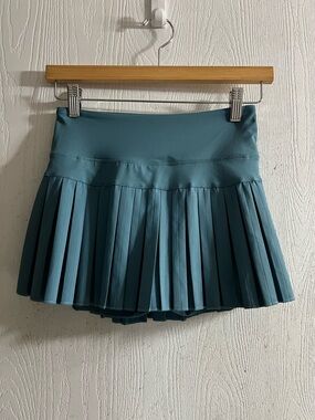 GOLD HINGE Green tennis Golf Pleated Skirt Skort Size S